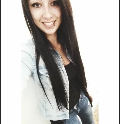 lizzzyfox hd model galleries