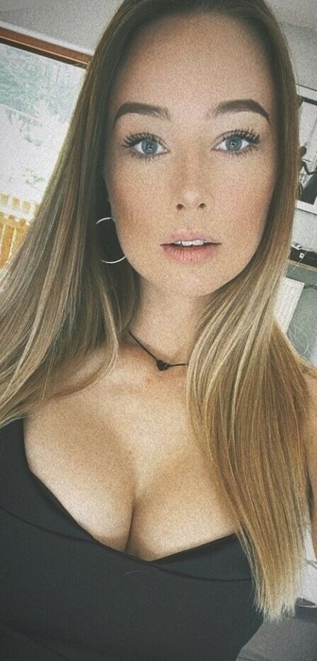 video call onlyfans hd image