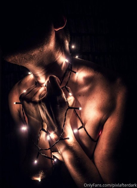 pixlafterdark model porn image