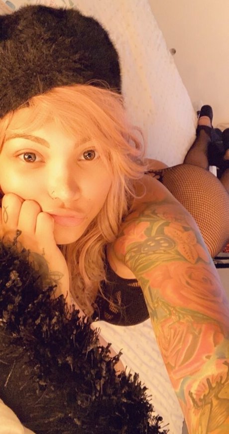 marcelaguzman model erotic image