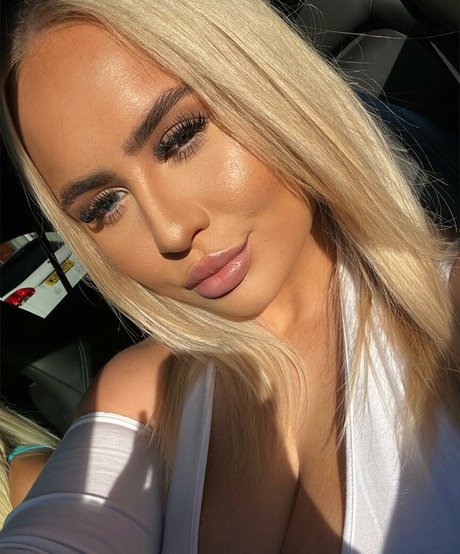 mother onlyfans perfect pics