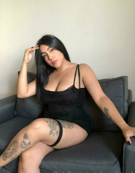 evadiavel model sexy picture