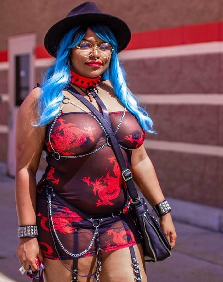 jewel kitten exclusive model photos