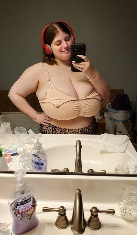 ssbbw granny onlyfans sexy naked pictures