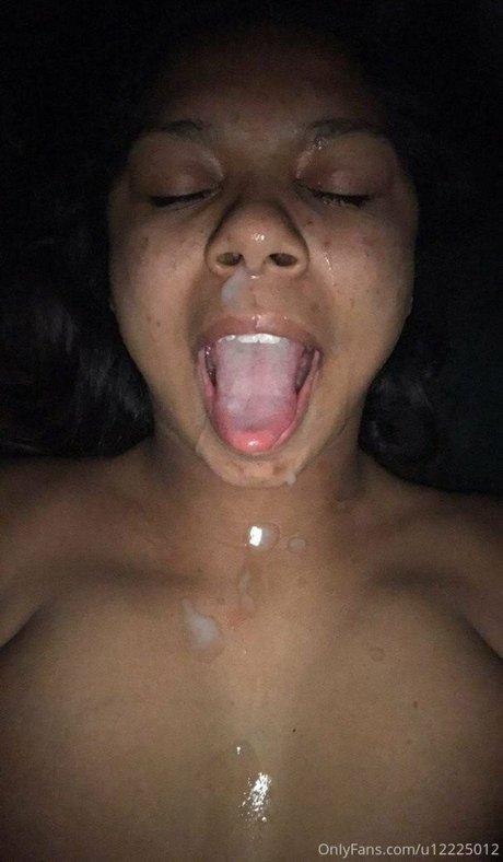 brunette milf onlyfans pornographic img