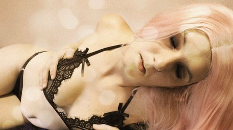 layannadoromitji art pornstar img