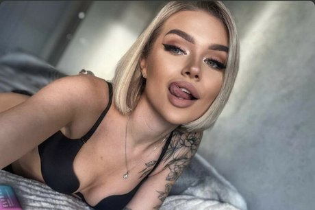 Ar fml naked pornstar archive