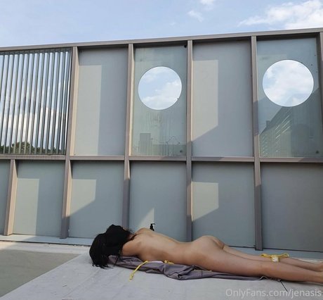 jenasis free actress images