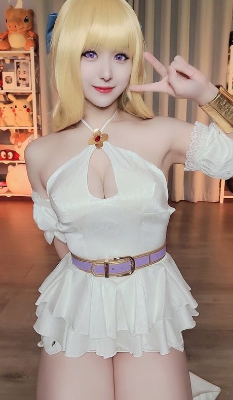 Lewd Cosplayer sex pornstar pictures