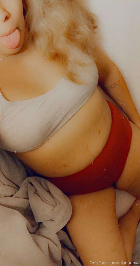 lolanuunya pornographic star photo