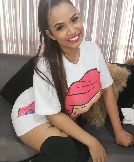 Isa Gomez porn actress images