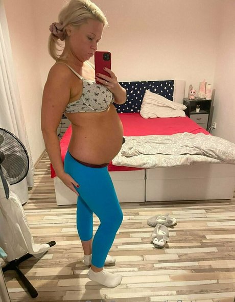 hot wife onlyfans best photo