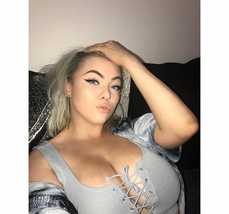 Kendall Rowan xxx star images