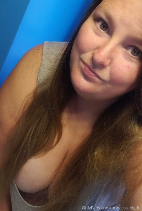 princess bigtits high quality model images