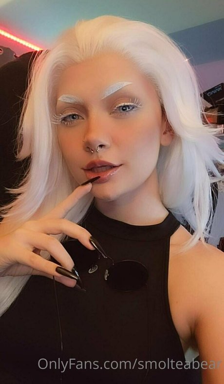 miravesani hd pornstar image