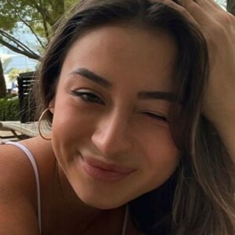 Annessa Deblasis star nude pics