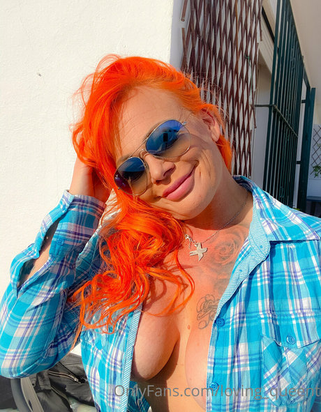 loving queent pornstar top photo