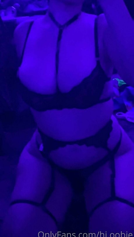 Hioobs model erotic image