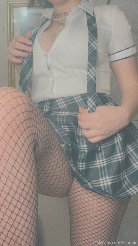 Hioobs star erotic pics