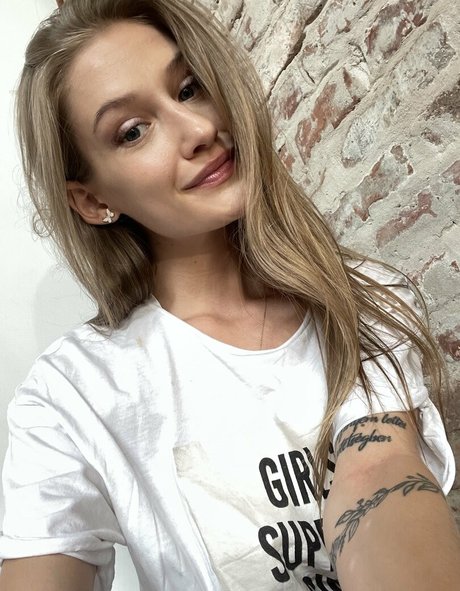 pregnant nude onlyfans best photo