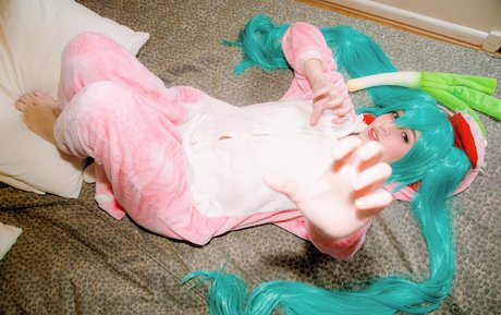 Louise Waifu star nice photos