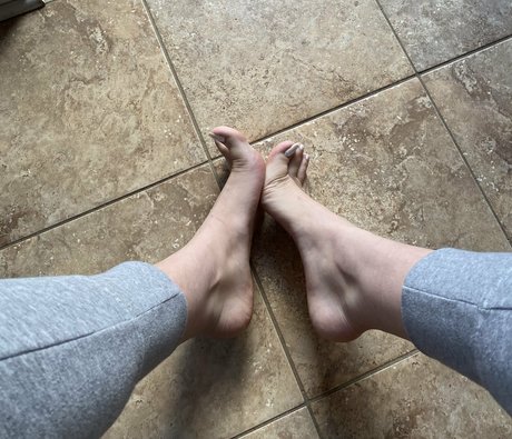 feetznation high quality pornstar pic