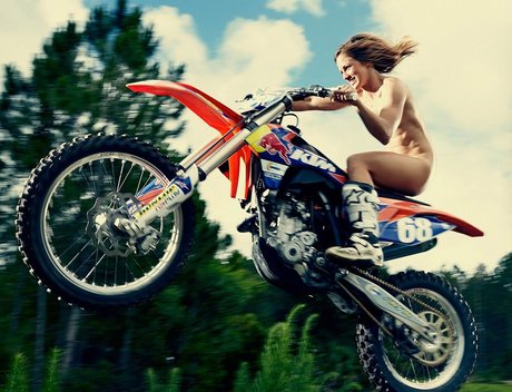 Tarah Gieger model perfect images