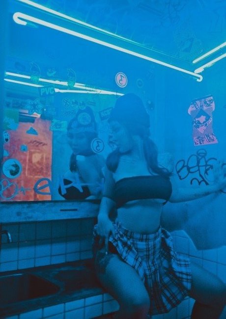 Jessicaxwolf model hot pictures