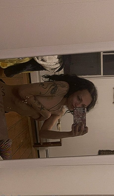blossoming vixen nude model archive