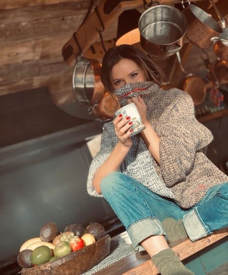 Victoria Beackham beautiful actress pictures