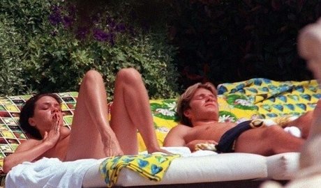 Victoria Beackham profile pic