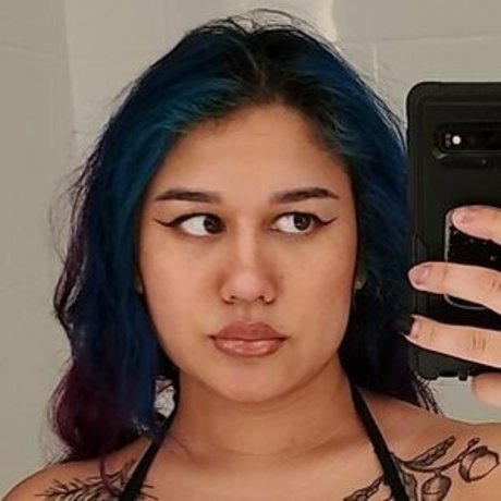 Marymanlet nude model archive