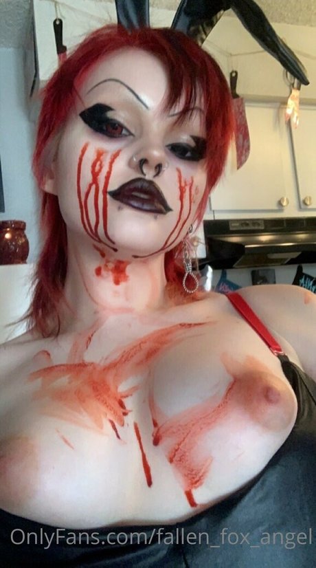 Fallen fox angel naked model pics