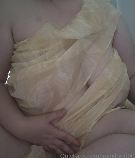 angelbrat00 nudes star photos