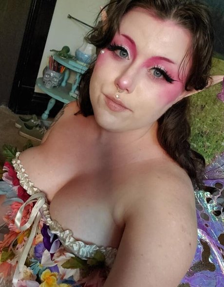 Bogwitchbae erotic model gallery