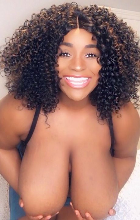 girluncensored free actress img