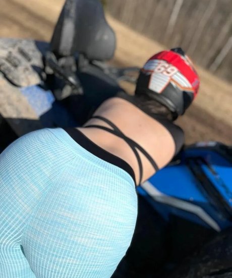 camillaisbored pornstar nude photos