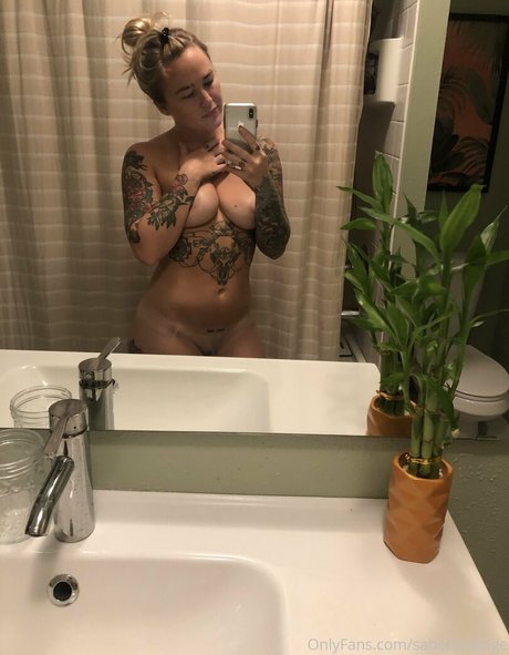 saberonstage pornstar pic