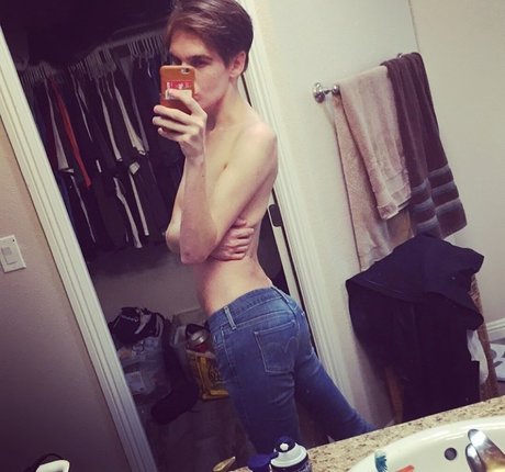 hunnydewboy sex actress archive