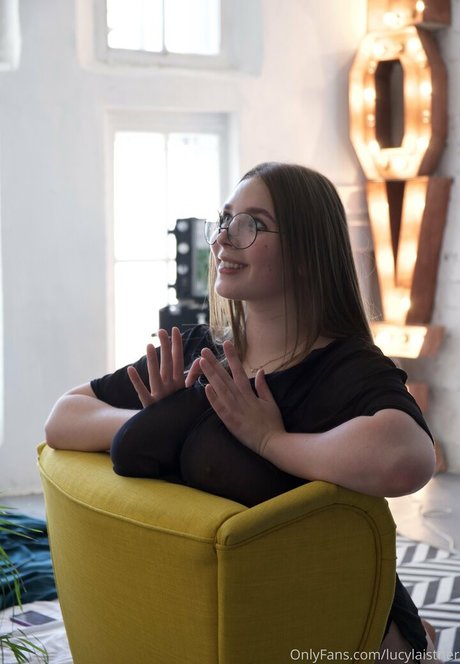 popular trans onlyfans pretty pics