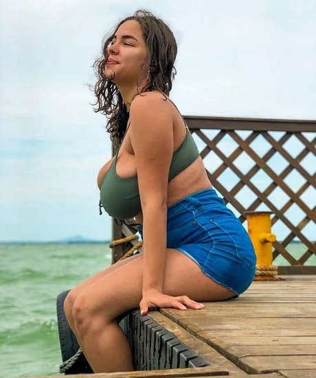 breast milk onlyfans porno image