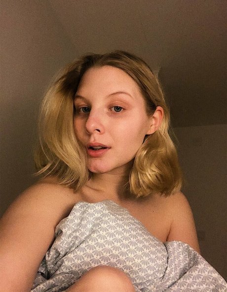 blonde deepthroat onlyfans free picture