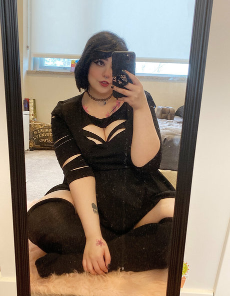 ebony fingering onlyfans art porn pic