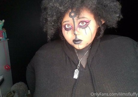 lilmsfluffy star hot photos
