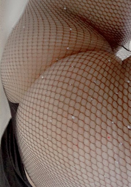 downdanielle pornstar naked image