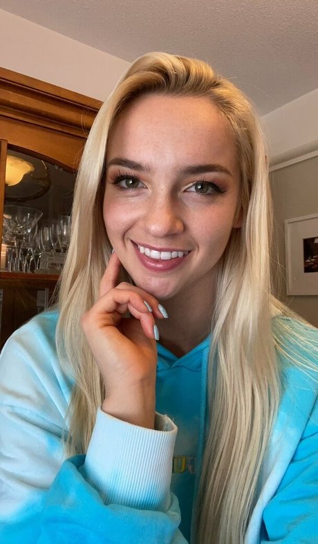 Mandy Marx beautiful pornstar galleries