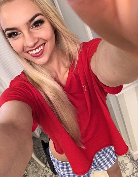 Mandy Marx model xxx img