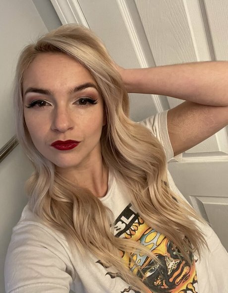 Mandy Marx model nice galleries