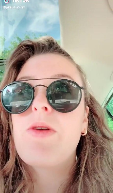 Emma Greenshields beautiful star photo