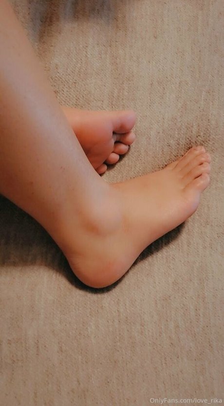 love rika free actress photo